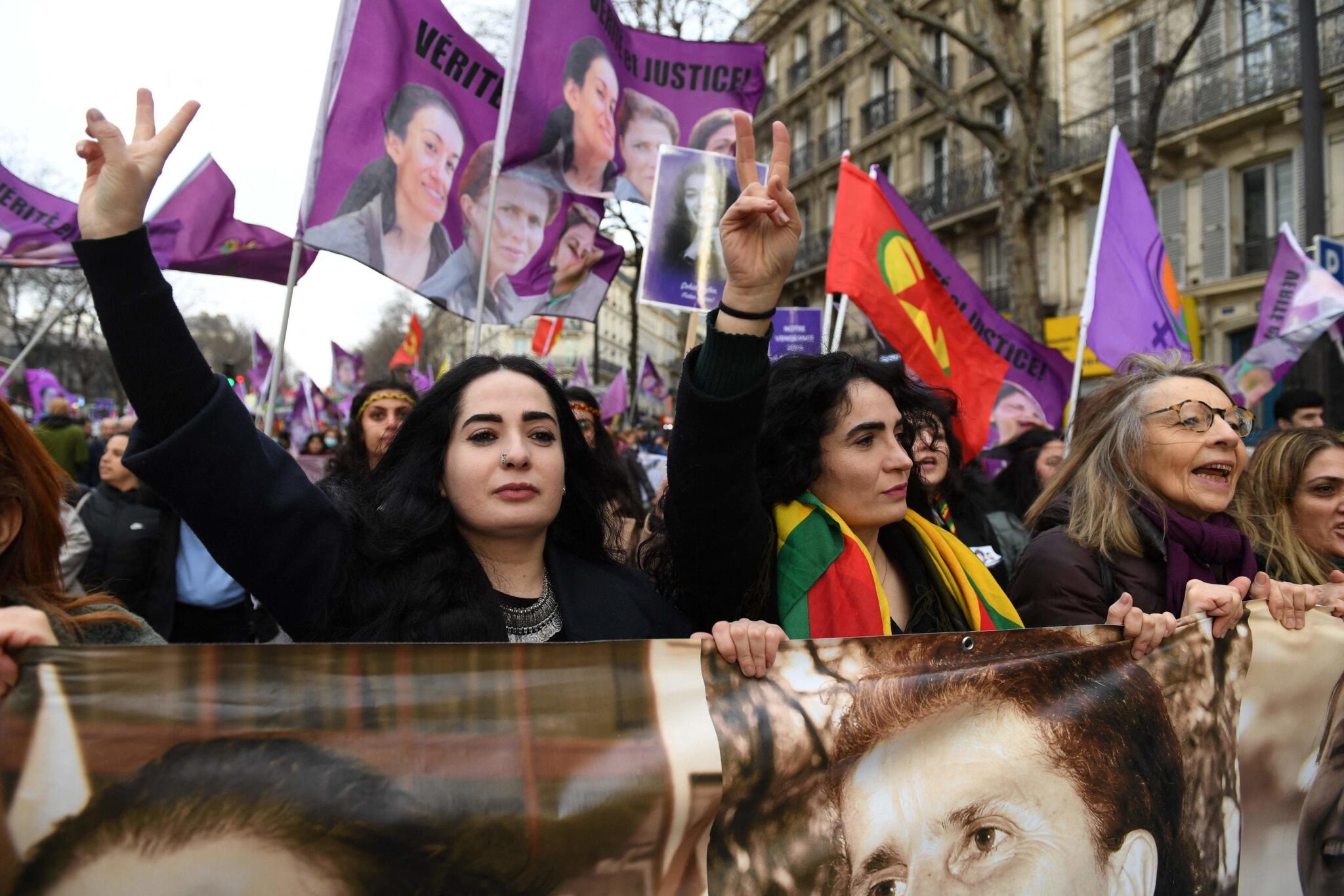 Marche en l'honneur de trois activistes Kurdes assassinées en janvier 2013